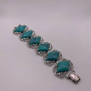 #094 Vintage Coro faux turquoise silver tone chunky bracelet